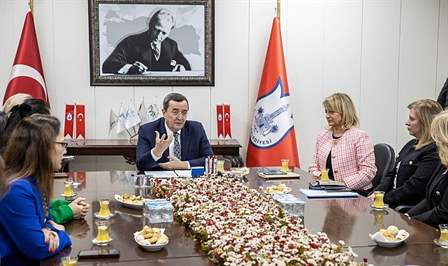 Konak Belediyesi ile Girişimci İş Kadınları Federasyonu (GİFED) ortaklığında, Yaşar