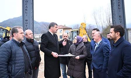 Kartepe Belediye Başkanı Av.M.Mustafa Kocaman, Arslanbey ve Şevkatiye Mahalleri birleşiminde