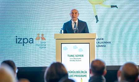 İzmir Büyükşehir Belediyesi’nin öncülüğünde hazırlanan İzmir Sürdürülebilirlik Elçileri Eğitim Programı’nın