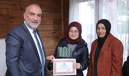 Canik Belediyesi Hanım Konakları kursiyerlerinin hazırladığı ürünler büyük beğeni topladı.