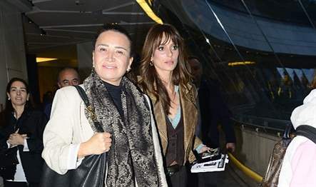 Usta oyuncu Demet Akbağ Star TV'de yayın hayatına başlayan Akrep