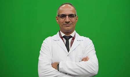Diyabetin ilk evrede bulgu vermeden ilerleyebildiğini kaydeden Doç. Dr. İskender