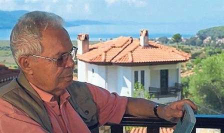 Halikarnas Balıkçısı Cevat Şakir Kabaaağaçlı’nın manevi oğlu, gazeteci, yazar, akademisyen,
