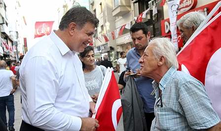 Sosyal belediyecilik anlayışıyla hayata geçirdiği projeler ile her yaştan vatandaşa