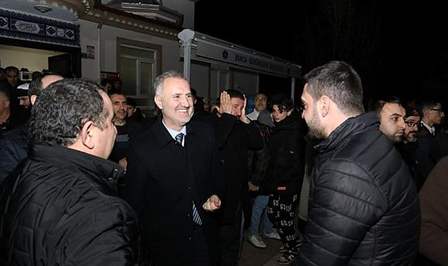 İnegöl Belediyesi’nin artık bir gelenek haline gelen kandil gecesi helva