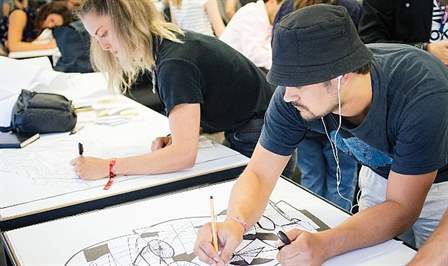 Dünyanın en iyi çizerlerinin kozlarını paylaştığı Red Bull Doodle Art,
