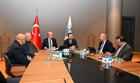 Selçuklu Belediye Başkanı Ahmet Pekyatırmacı mahalle muhtarlarıyla 2023 yılı istişare