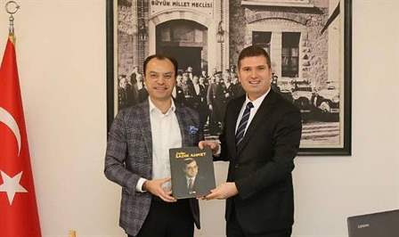 Yunanistan’da Batı Trakya Türkleri’nin efsane lideri D. Sadık Ahmet’in oğlu