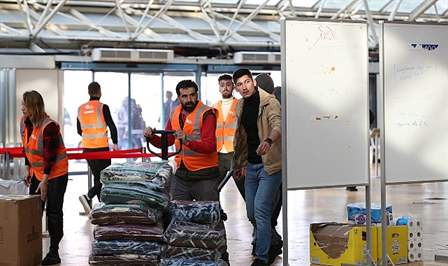 Antalya Büyükşehir Belediyesi, kurtarma ekip ve ekipman desteğiyle depremden zarar