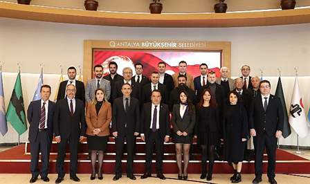Büyükşehir Belediye Başkanı Muhittin Böcek, Antalya’da Meslek Odaları Başkanlarıyla toplantı