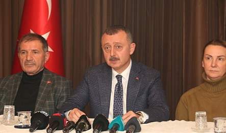 Başkan Büyükakın ve ilçe belediye başkanları, arama ve kurtarma çalışmalarını