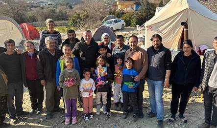 Deprem bölgesinde 13 gündür Büyükşehir ekipleriyle beraber çalışan Başkan Büyükakın,