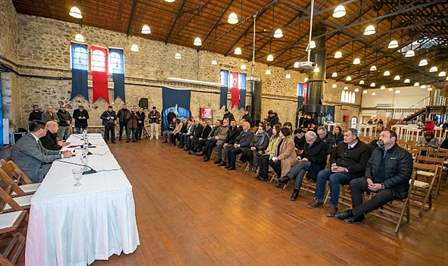 İzmir Büyükşehir Belediye Başkanı Tunç Soyer, 10 kenti etkileyen deprem