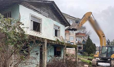 Gölcük Belediyesi, güçlendirmesi yapılmayan orta hasarlı binalar ile sosyal riskler