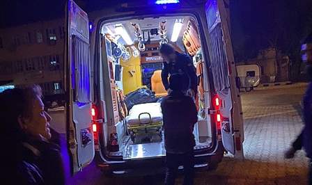 Büyükşehir’in Hasta Nakil Ambulansları, deprem bölgesindeki vatandaşlara aralıksız olarak hizmet