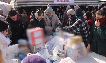 Aktekke Meydanında organize edilen yardım kampanyasına katılan tüm vatandaşlara teşekkürlerini