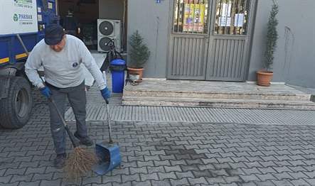 Kahramanmaraş merkezli meydana gelen depremler sonrası Kemer’e gelen depremzedelerin ihtiyaçlarını
