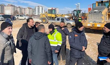 Afet bölgesinde temaslarda bulunan MÜSİAD Genel Başkanı Mahmut Asmalı, bölgedeki