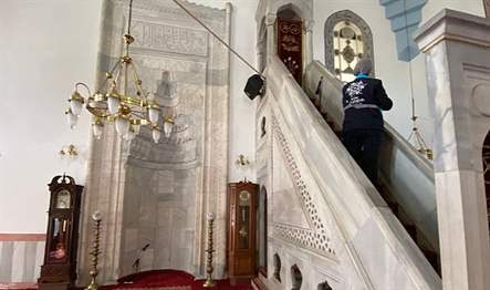 Büyükşehir Belediyesi mübarek ramazan ayından önce ibadethanelerin temizliğinde ekiplerin sayısını