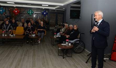 Nilüfer Belediye Başkanı Turgay Erdem, Yaşlılara Saygı Haftası’nda Nilüfer Belediyesi