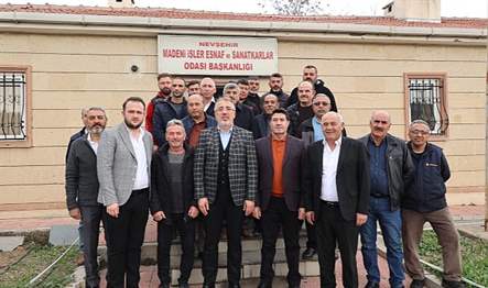 Nevşehir Belediye Başkanı Dr. Mehmet Savran, güne Madeni İşler Esnaf