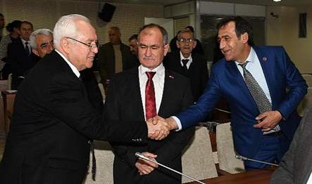 Karabağlar Belediyesi Bölgesel Muhtarlar Toplantısı sona erdi.