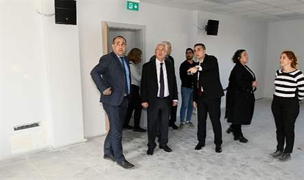 Başkan Selvitopu, mahalle muhtarlarıyla birlikte çalışmaları inceledi.