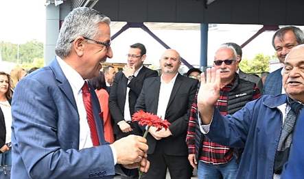 Kemer Belediye Başkanı Necati Topaloğlu’nun “Her mahalleye bir pazar yeri”