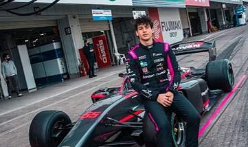 Türkiye’nin motor sporlarındaki en önemli temsilcilerinden Cem Bölükbaşı, Japonya’da Suzuka