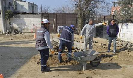 Çine Belediye Başkanı Enver Salih Dinçer, ilçede devam eden doğalgaz