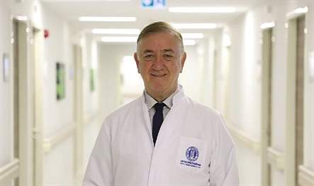 Vücutta aşırı yağ depolanması olarak nitelenebilecek duruma obezite denmektedir.Obezite çocukluk