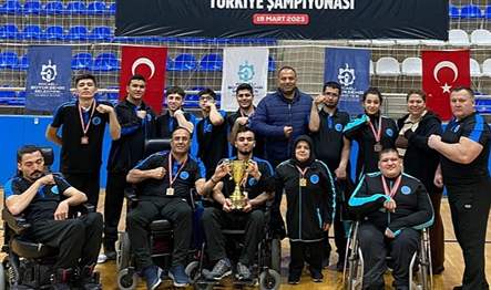 Bağcılar Belediyesi Engelliler Spor Kulübü bilek güreşi sporcuları, Türkiye Bedensel