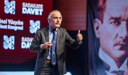 İzmir Büyükşehir Belediyesi tarafından düzenlenen İkinci Yüzyılın İktisat Kongresi kapsamında
