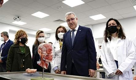 Üniversite bünyesinde 42’nci uygulama ve araştırma merkezi hizmete açıldı