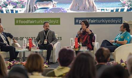 İzmir Büyükşehir Belediyesi ev sahipliğinde Fuar İzmir'de yapılan Horeca Fair,