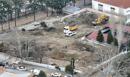 Gölcük Belediye Başkanı Ali Yıldırım Sezer; sosyal medya hesabından yaptığı