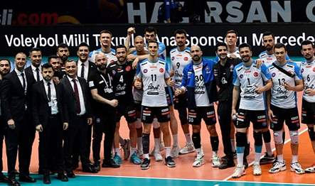 Halkbank, Avrupa Voleybolu’nun en prestijli turnuvası olan CEV Şampiyonlar Ligi’nin