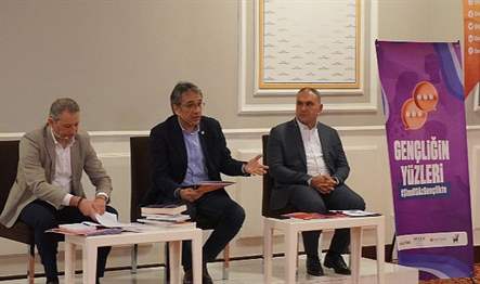 Sesini topluma ve siyasetçilere duyurmak üzere gençlerin ortak akıl ile