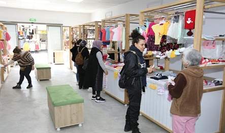 Bayraklı Belediyesi, kadınların el emeği, göz nuru dikiş-nakış, ev aksesuarı