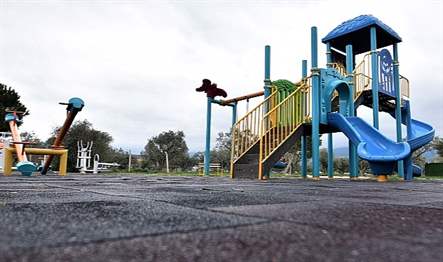 Kemalpaşa Belediyesi park ve yeşil alanlara yönelik çalışmalarını yoğunlaştırdı