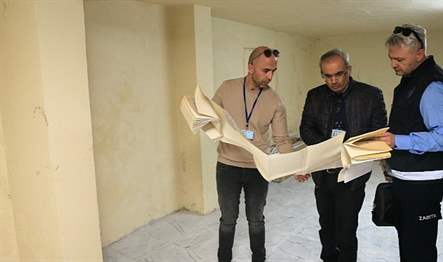 Konak Belediyesi’nin ilçedeki binalarda yaptığı kolon kontrolleri sürerken, Konak Belediye