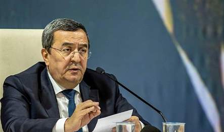 Konak Belediye Başkanı Abdül Batur, belediye meclis toplantısında, depreme dirençli,