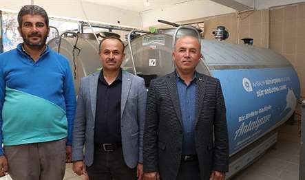 Antalya Büyükşehir Belediyesi, süt tankı ihtiyacı olan Korkuteli’nin Küçükköy Tarımsal