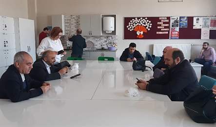 Eğitim-Bir-Sen Sakarya Şubesi Yönetim Kurulu Üyeleri haftalık ilçe ziyaretleri kapsamında