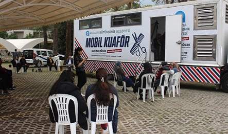 Antalya Büyükşehir Belediyesi Mobil Kuaförü Akseki ve Kemer’de konaklayan 511