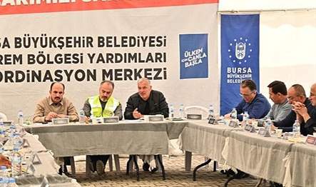 Nevşehir Belediye Başkanı Dr. Mehmet Savran, depremin vurduğu Hatay’da görev