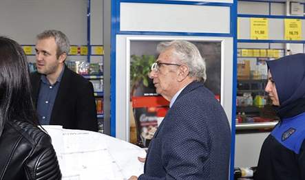 Ödemiş Belediyesi ekipleri, ilçede zemin katında zincir market şubesi hizmet