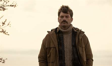 Netflix, yönetmenliğini Onur Saylak’ın, senaryo yazarlığını Hakan Günday’ın üstlendiği, başrollerini