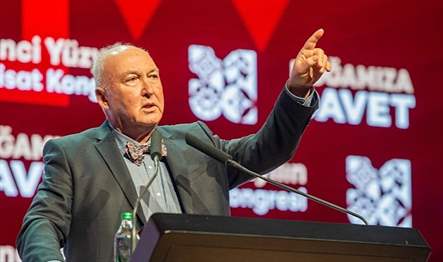 İkinci Yüzyılın İktisat Kongresi’nde konuşan jeofizik mühendisi Prof. Dr. Ahmet