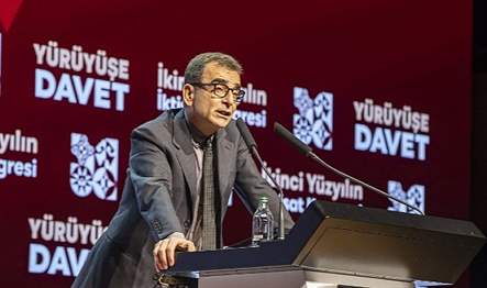 İkinci Yüzyılın İktisat Kongresi’nin üçüncü gününde konuşan Boğaziçi Üniversitesi Modern